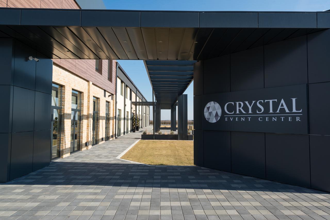 Pecinci Hotel Crystal מראה חיצוני תמונה