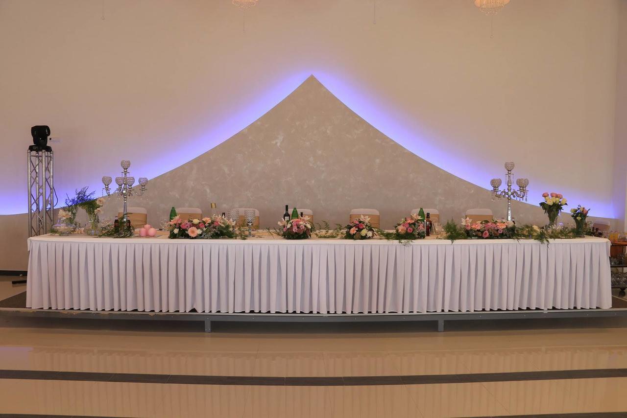 Pecinci Hotel Crystal מראה חיצוני תמונה